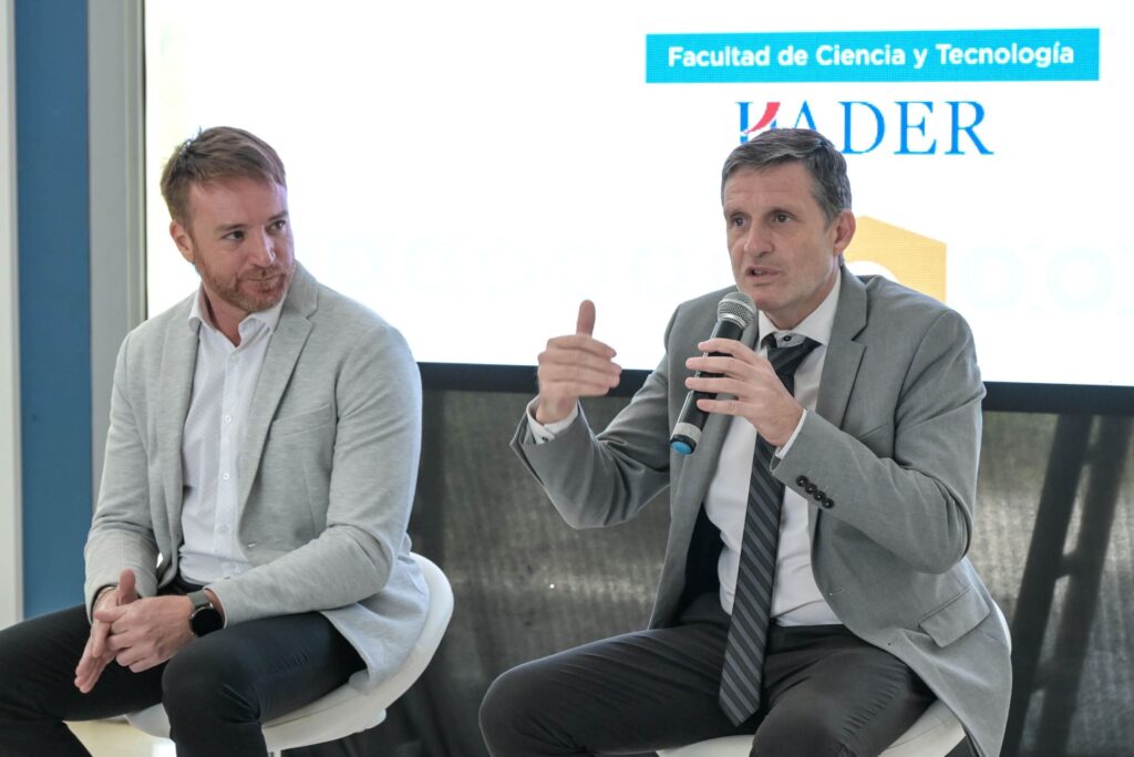 La FCyT recibió cerca de 2200 ingresantes al ciclo lectivo 2026 ...